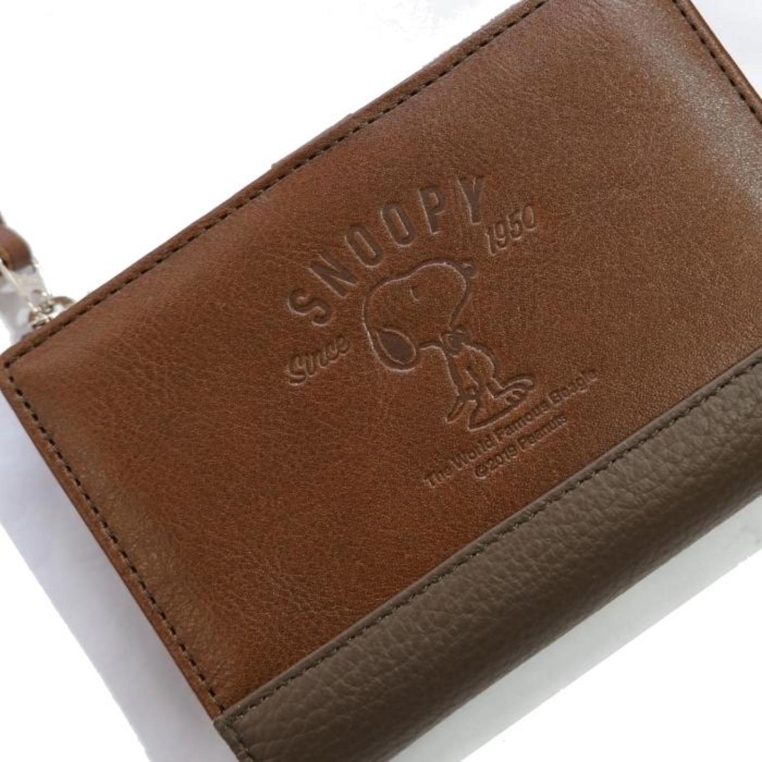 SNOOPY/スヌーピー/PEANUTS/ピーナッツ/蝶ネクタイ/外ＬＦ二つ折り財布/本革