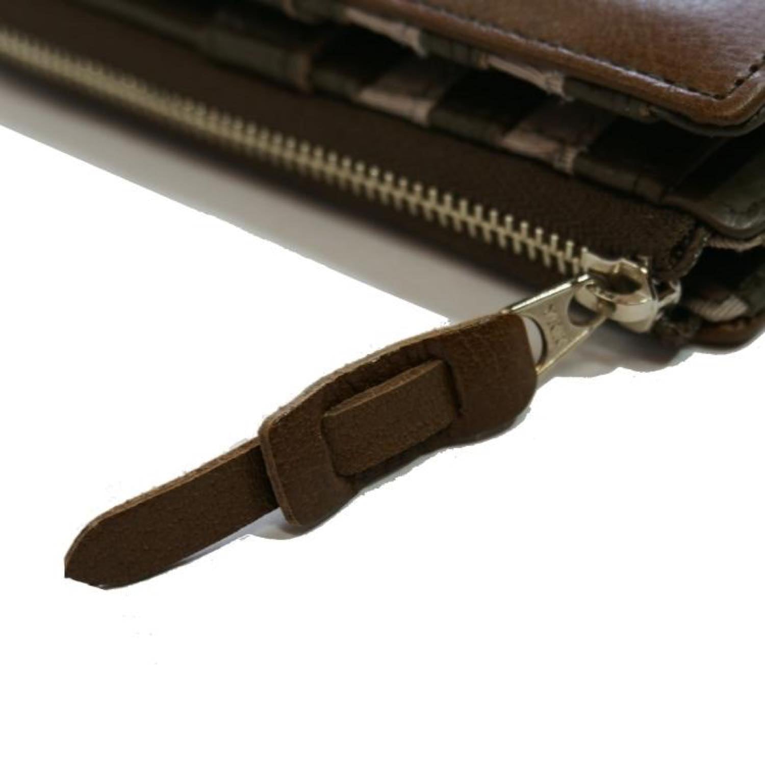 SNOOPY/スヌーピー/PEANUTS/ピーナッツ/蝶ネクタイ/外ＬＦ二つ折り財布/本革